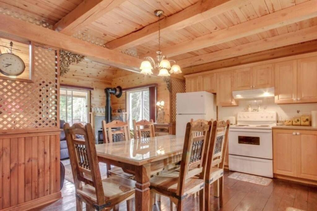 Chalet Riviere - Bord De Riviere - Romantique サン・タレクシ・デ・モン エクステリア 写真