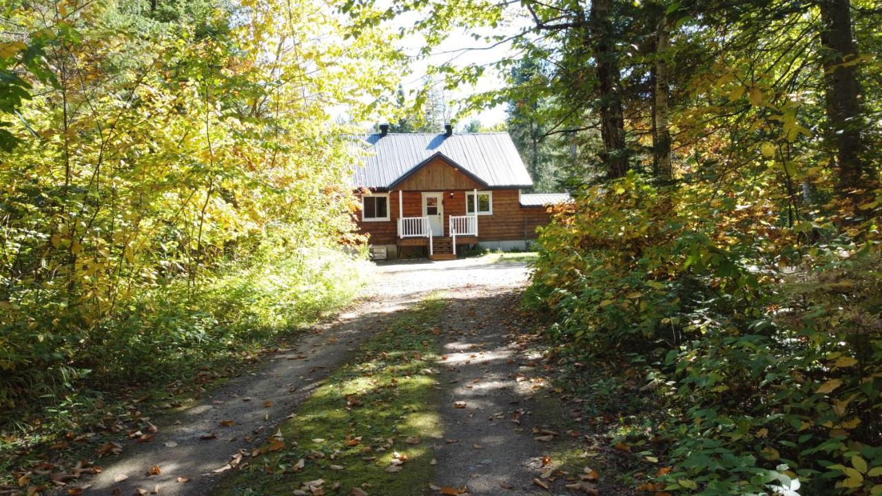 Chalet Riviere - Bord De Riviere - Romantique サン・タレクシ・デ・モン エクステリア 写真